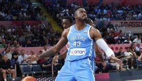 利拉德享受重返开拓者的快乐时刻，透露已开始跑步恢复状态